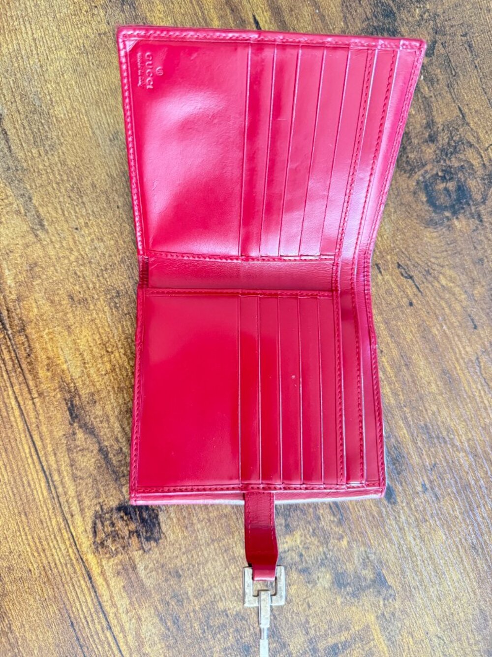 Authentic Vintage Gucci Red GG Monogram Wallet Made in Italy + COA - Picture 7 of 16